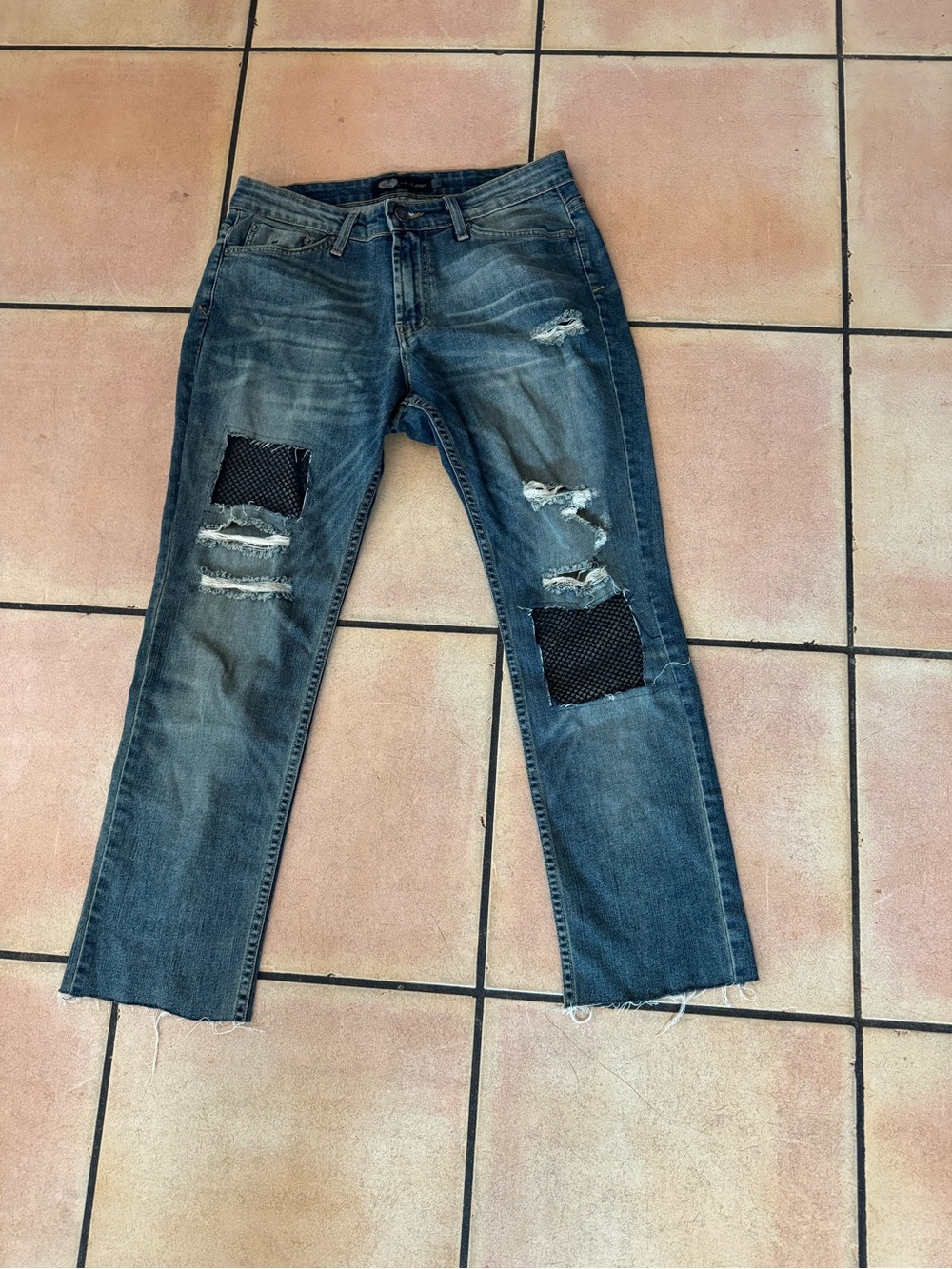 Jet Distressed Blue Denim Jeans with Patch Details